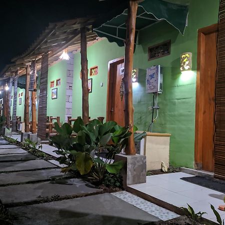 Wooden Kemiren Homestay Banyuwangi Banyuwangi  Exterior foto